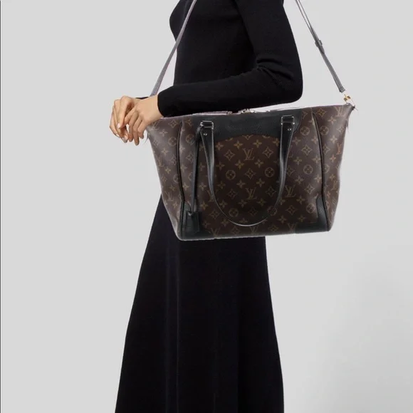 Louis Vuitton Estrela Tote - Picture 3 of 12